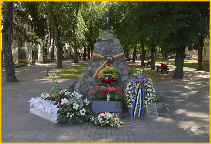 Monument to Those That<BR>Died in the Gulags